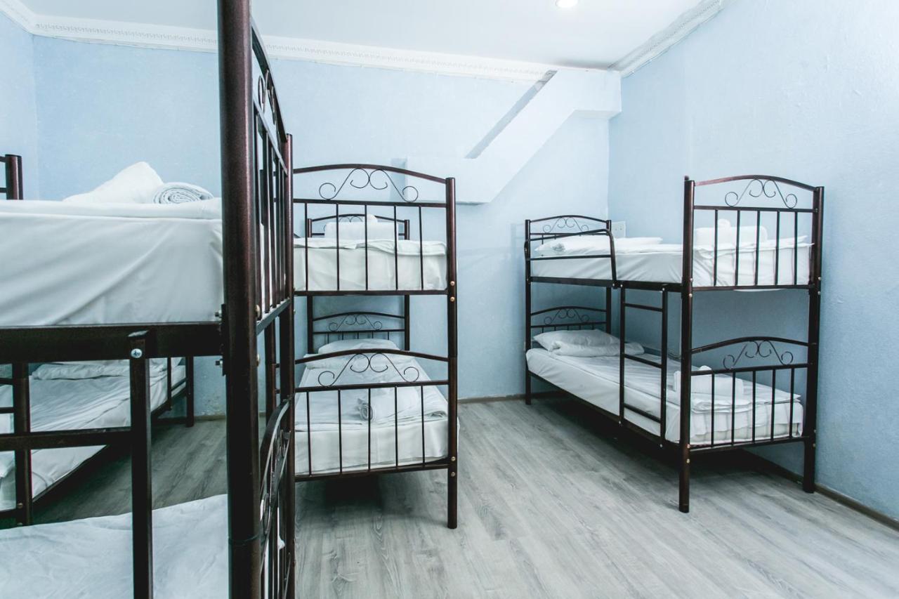 Sherlock Holmes Hostel Baku Exteriér fotografie