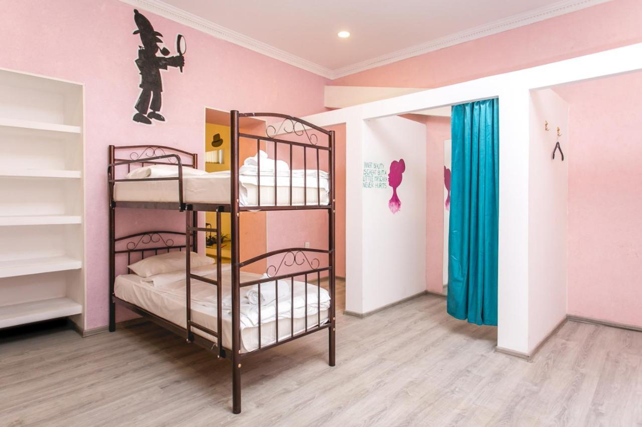 Sherlock Holmes Hostel Baku Exteriér fotografie