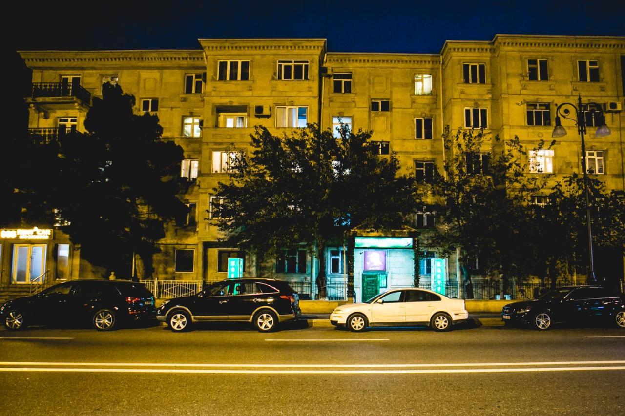 Sherlock Holmes Hostel Baku Exteriér fotografie