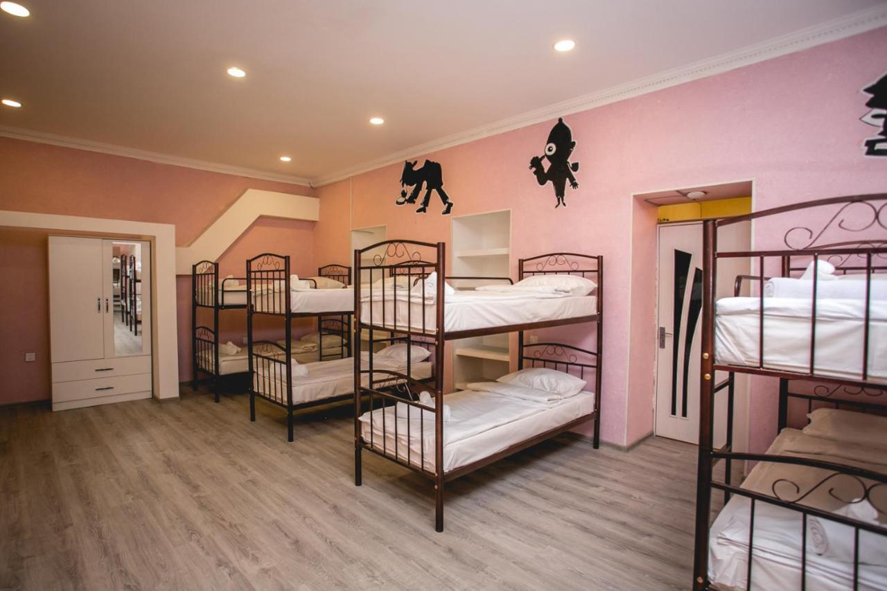 Sherlock Holmes Hostel Baku Exteriér fotografie