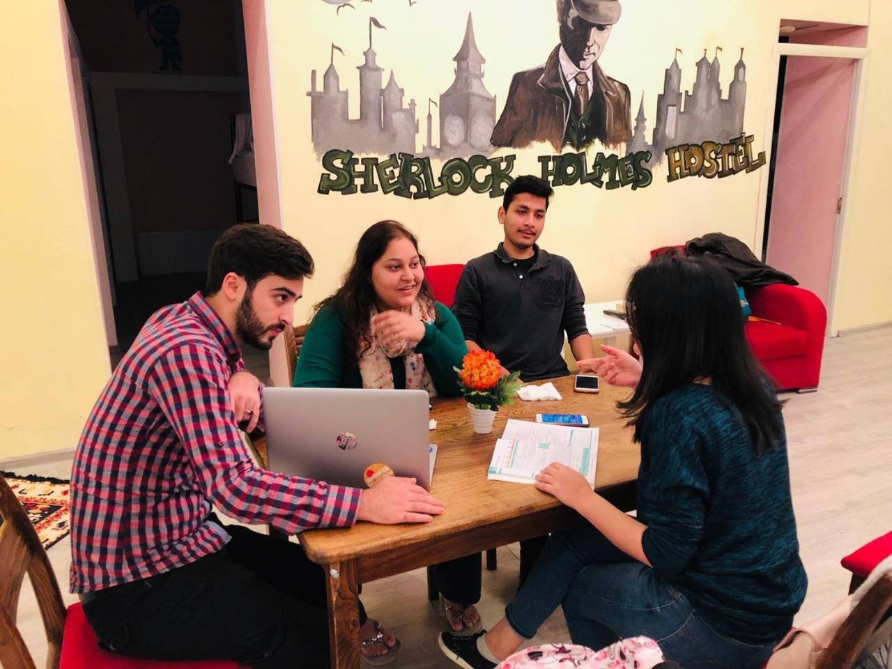 Sherlock Holmes Hostel Baku Exteriér fotografie